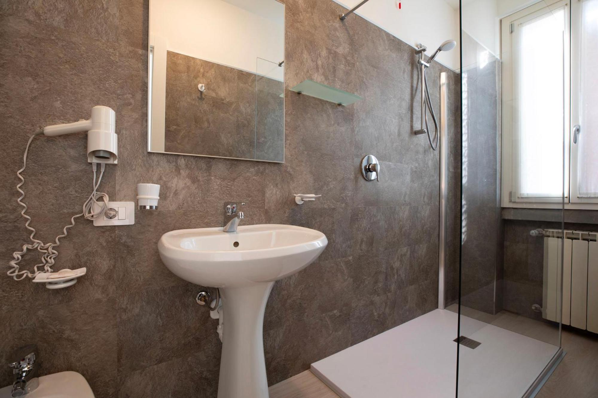 Hotel Dell'Angelo Predore Dış mekan fotoğraf
